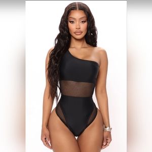 Fashion Nova Last Minute Getaway One Piece Swimsuit - Black